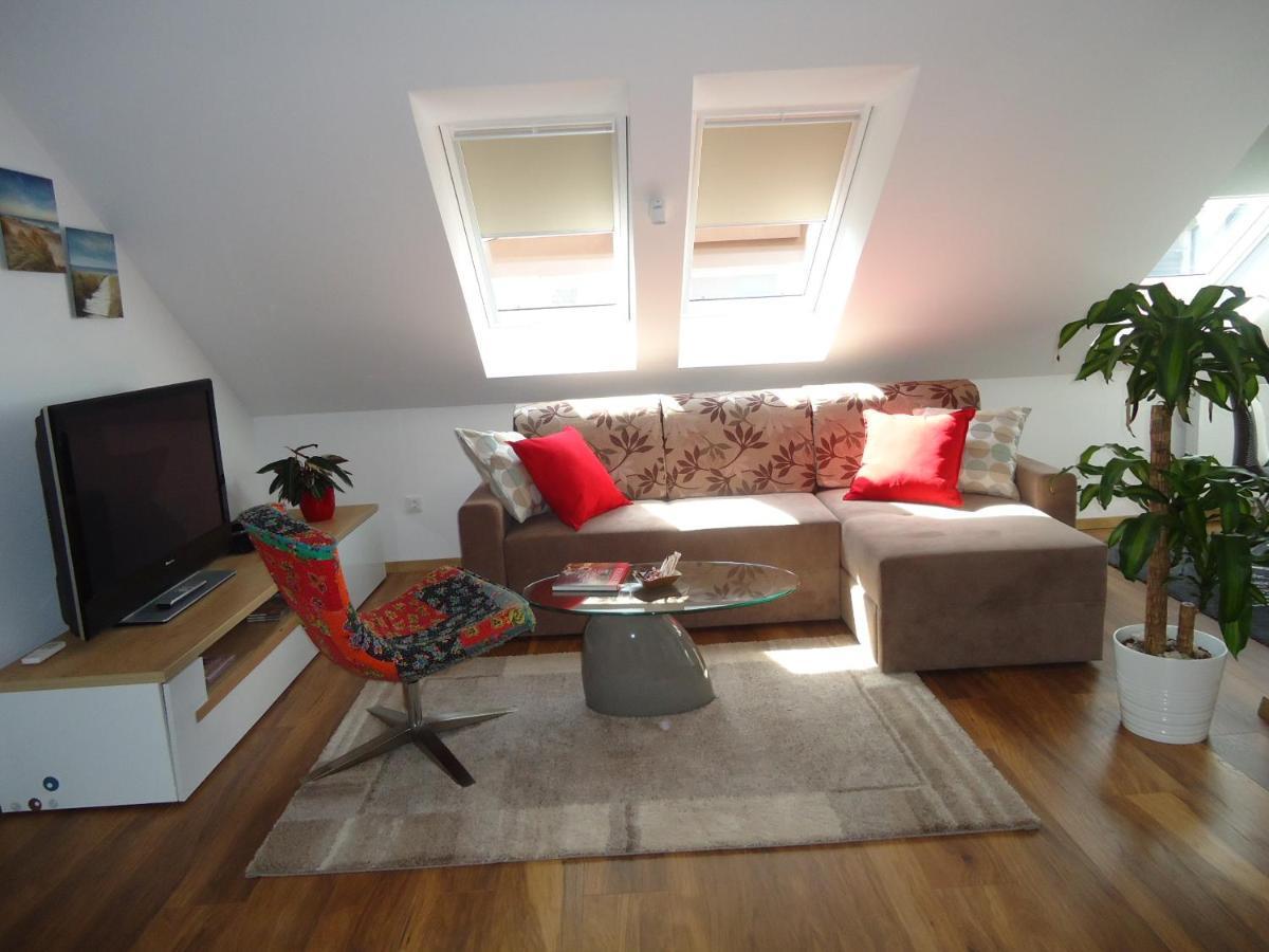 Spectre Apartment *